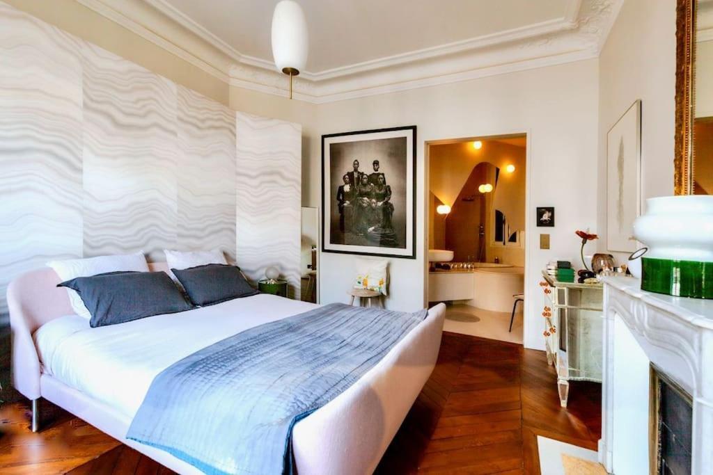 Lux Art Deco, Voltaire Apartment Paris